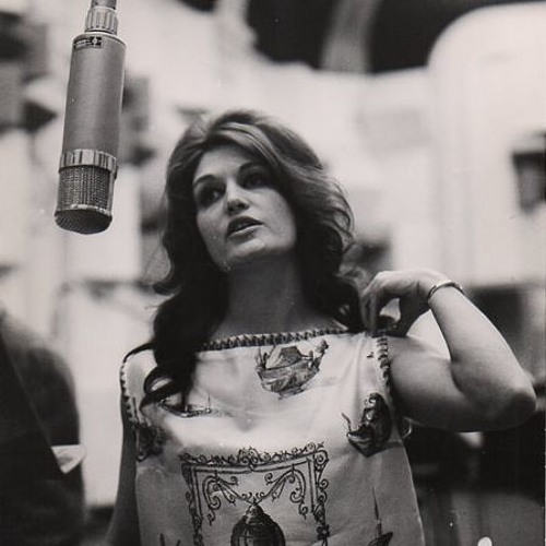 Dalida - Pour Te Dire Je T'Aime (live 1985)Ediet saxphone