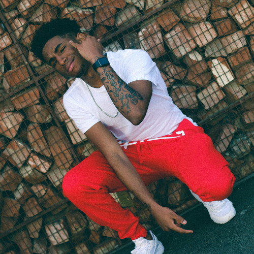 Dillyn Troy Feat. Lucas Coly - Wit A Winner