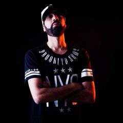 Redstar Radi - في بلاد العجائب