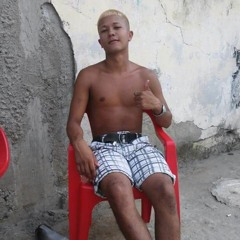 == MC TOTINHA - E HOJE ME PEGUEI COM LÁGRIMAS NOS OLHOS (( SAUDADES ETERNAS ))
