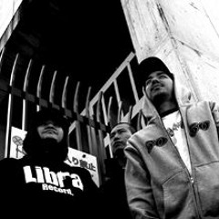 JUSWANNA - Entrance ft BES & 仙人掌