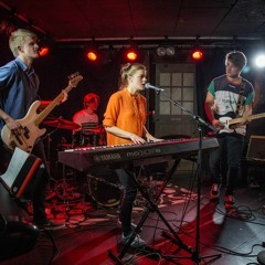 Diskvalificeret - Pebermø (demo)