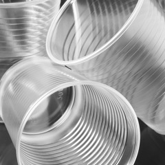 Як назваць аднаразовы плястыкавы посуд піць ваду?