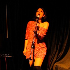 Man In The Mirror (Michael Jackson cover with vocals by Phillipa Leigh)