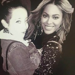 QUEEN BEY