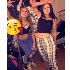 nicoleedx