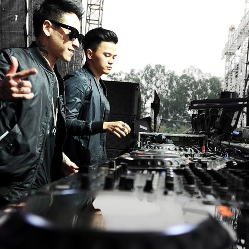 Let's Party with Steve Aoki , Headhunterz , Quintino , Ummet Ozcan