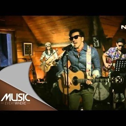 Naif Band - Televisi (Music Everywhere Live)