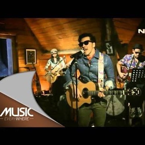 Naif Band - Karena Kamu Cuma Satu (Music Everywhere Live)