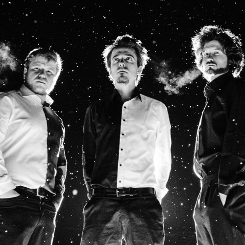 Stream soir de neige Snippet by trio de lucs Listen online for free