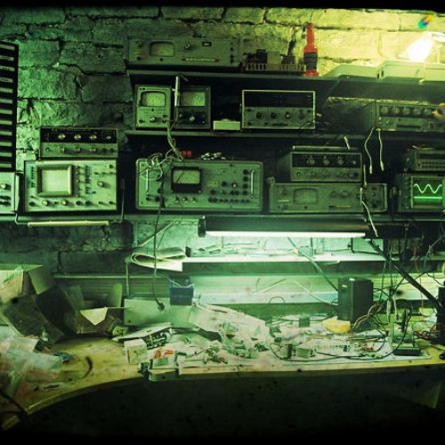 B3N ST3CKER FT. CVDP - NULL (UVB-76) [Preview]