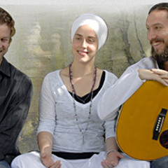 Namo Namo - Ram Dass and Nirinjan Kaur Sing