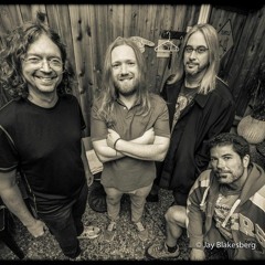 Golden Gate Wingmen ~ The Rain Song