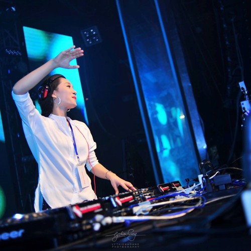 Veronica Nguyen - Progressive Trance Vol 12