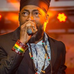 Selecta Lutan Fyah