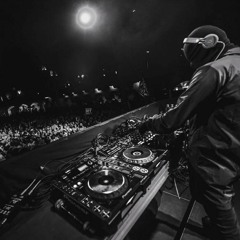 The Chainsmorkers x Dimitri Vegas & Like Mike ft. W&W x Riggi & Piros - Dont Let Me Arcade