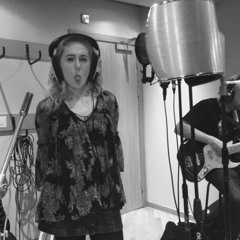 Valerie - Kirsty Yoxon & The Angels with Dirty Faces (Processed)