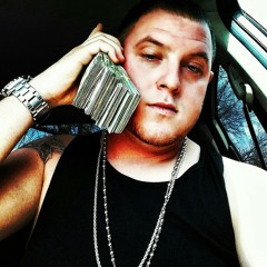 SNEEL PEEK OF #ThaRedRobinMixtape by BandoQ ..Out Tha Trenches ..Ft. Yung Røø