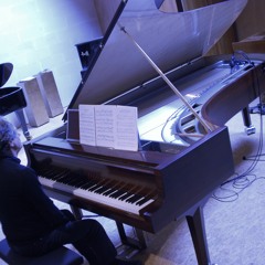 Debussy  - Danseuses De Delphes