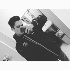I'm Not Shy Aroud You