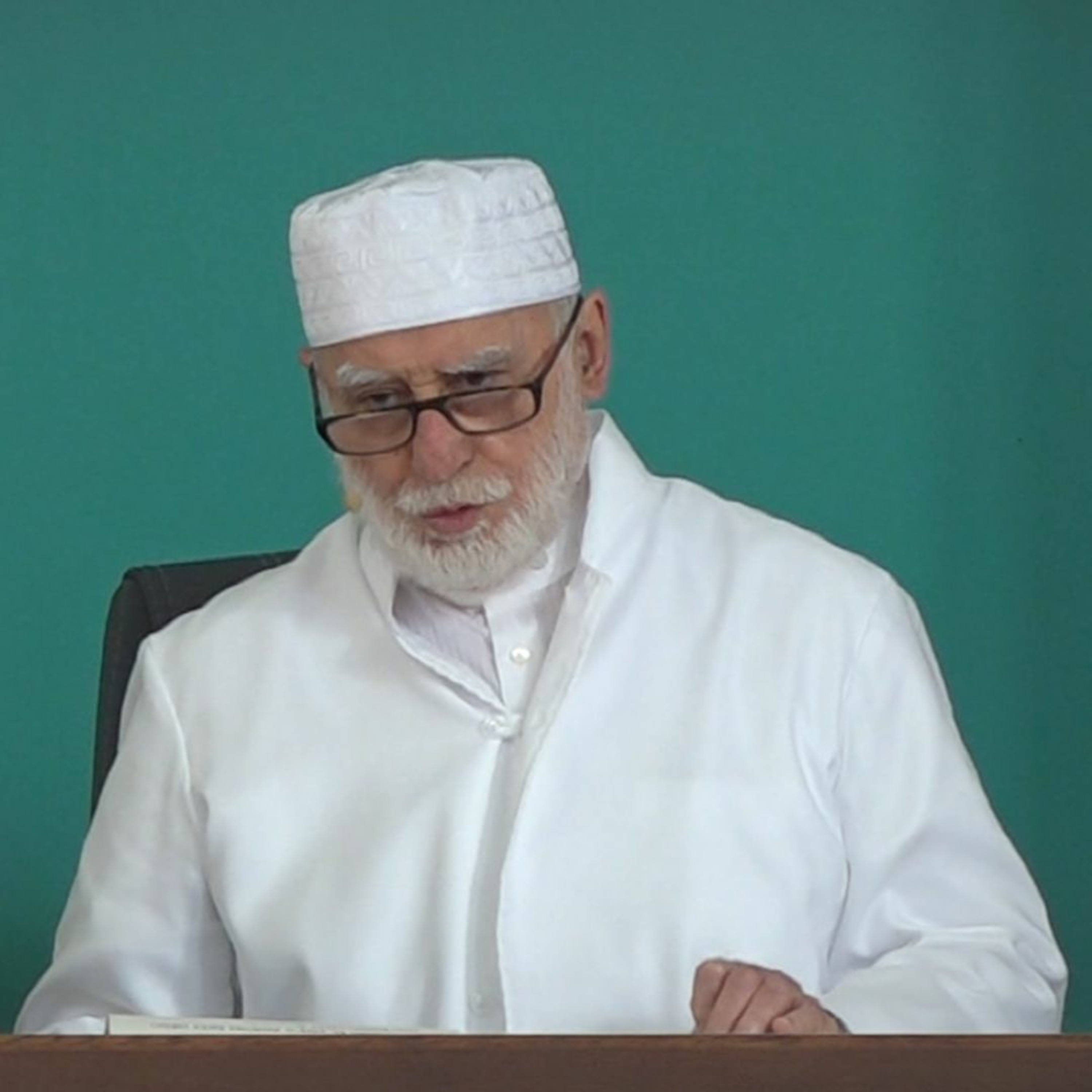 İnsan Âcizdir, Dâimâ Rabbine Muhtaçtır - Osman Nuri Topbaş