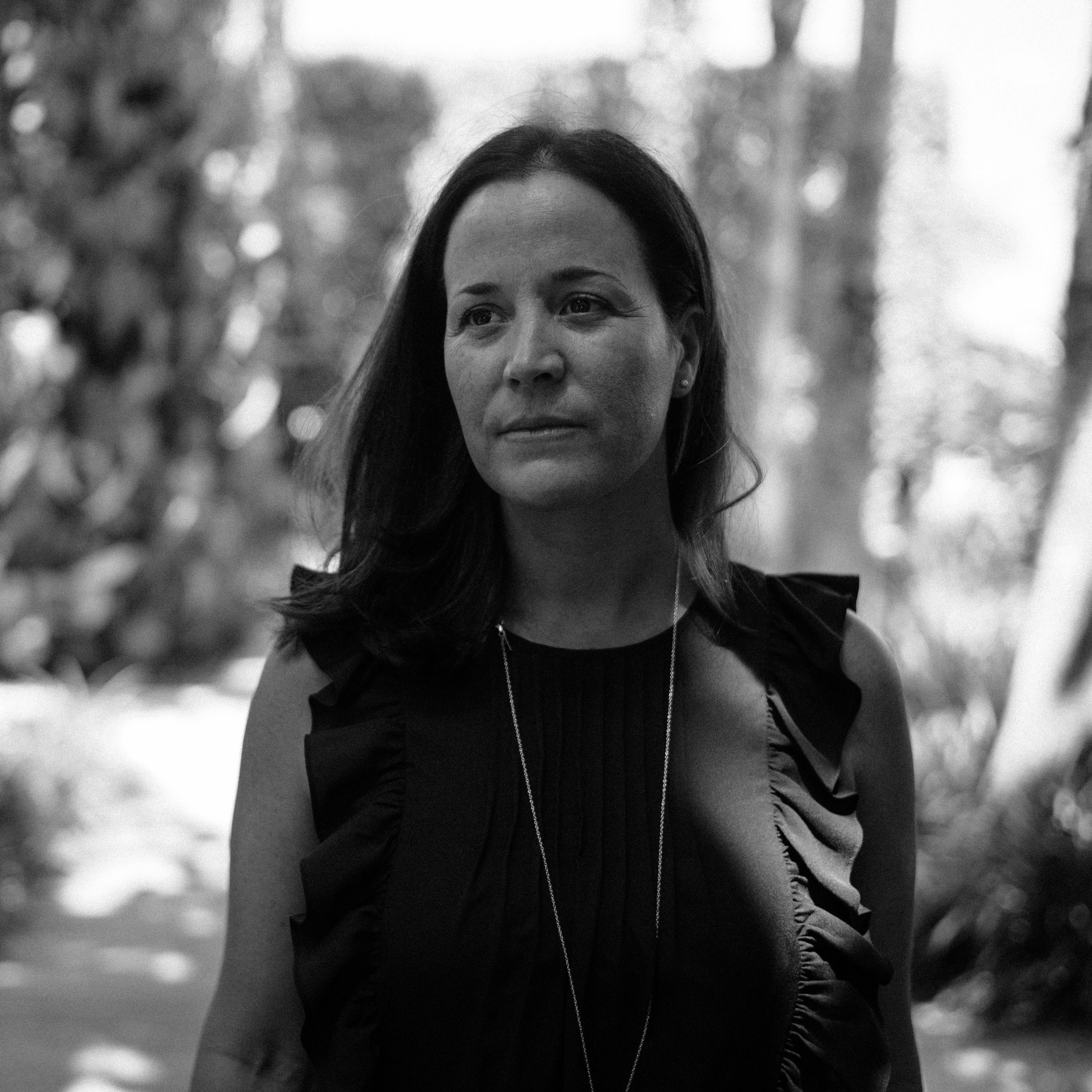 Kristen Ashburn on photographing pandemics, the faces of teenage martyrs and the power of the image episode artwork