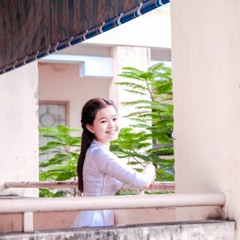 Bài Thơ Màu Mực Tím