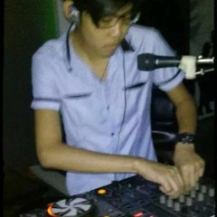 DJChun - 全中文国粤语Club音乐与区文诗 - 不只爱情串烧