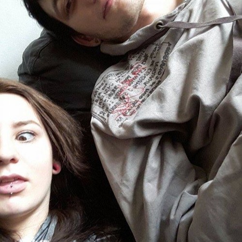 Good guy  sto9 sending sms im busy