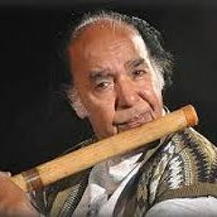 Pakistani Punjabi Film Songs (Flute , Bansuri ) Salamat Hussain.wmv.mp4