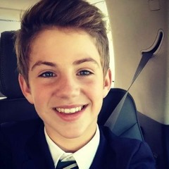 MattyBRaps - Friend Zone (ft Gracie Haschak)