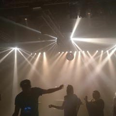 Nachbarhaus - Session