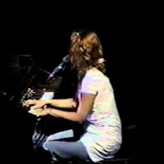 Purple Rain performed by Tori Amos on the harmonium in Phoenix, 2 July 1996