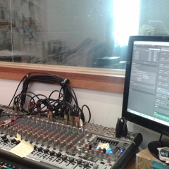 I Still Haven't Found What I'm Looking For (U2) Performed By DoMiNo