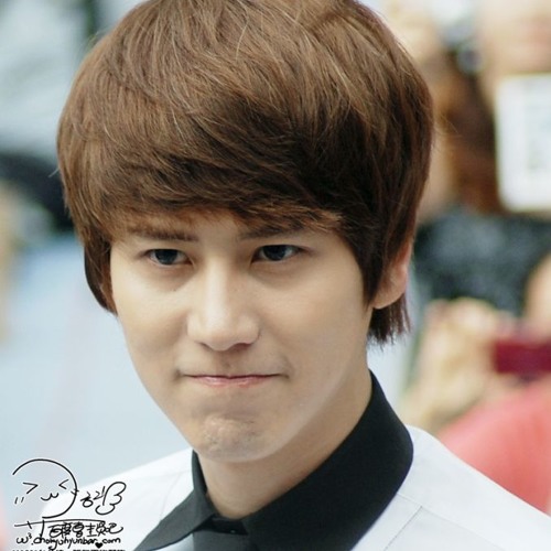 Super Junior's Kyuhyun - Because It's You (Live On KTR)