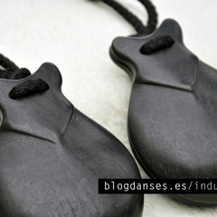 Toque de Valencianas con castañuelas de GRANADILLO NEGRO para BLOGDANSES.ES