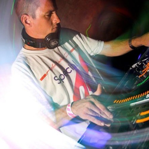 D.J.Skinner - Bass Trippin *Mixed Live*