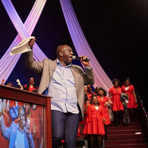 Sammie Okposo X RCCG Illinois Mass Choir - African Worship Medley