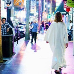 اخذا صورة عبدا
