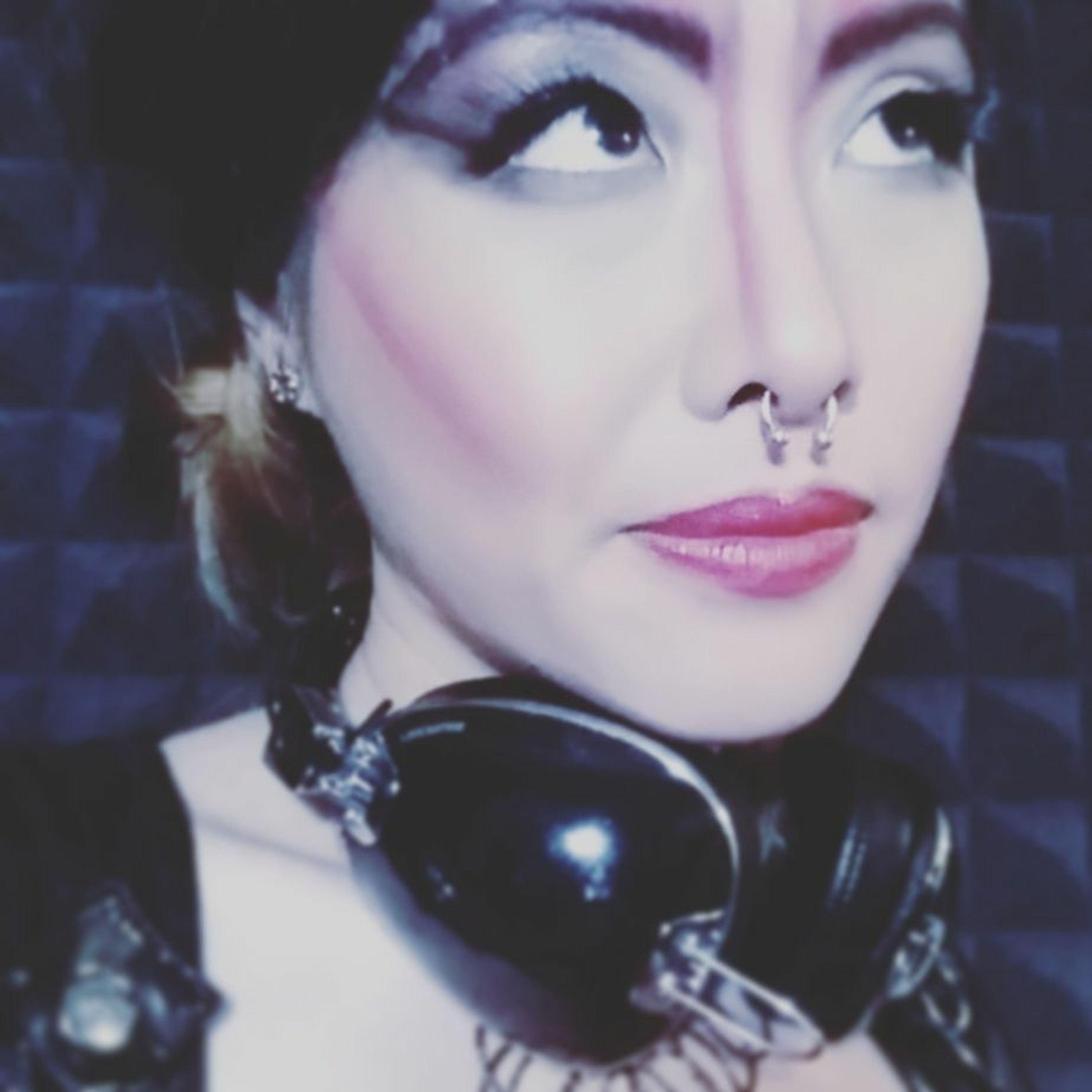 Magenta DNB