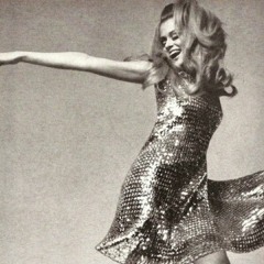 آنا هنا ياابن الحلال لاعايزه جـاه ولا كٌتر مال