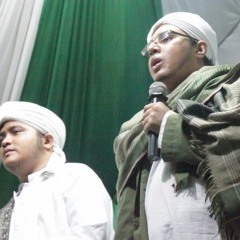 Qasidah Habib Muhammad AlBagir Bin Alwi Bin Yahya dan tem hadroh ahbabul aseggaf