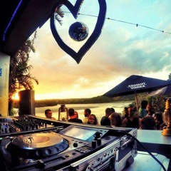 Lazy Days 3,000 Lovers Mix