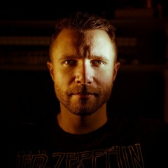 Don't Leave Me Alone (featuring Sanna Hartfield)