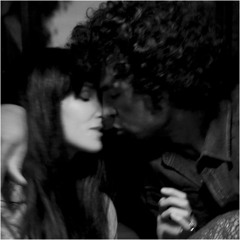 VILLAS - Fuckin Round On You