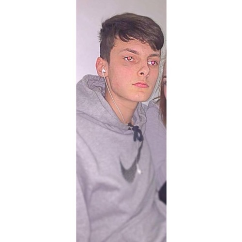 Pretty Green Eyes (Hardstyle)