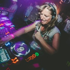 Bruzz Radio Podcast Chantal