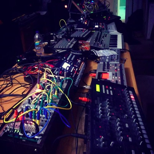 Trax Rebo - Vape Escape 2 4trackmix