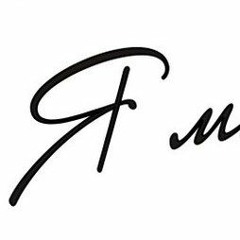 Поет Алексей Паутов