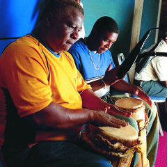 Darién, Pascual:  Los Tambores darienitas